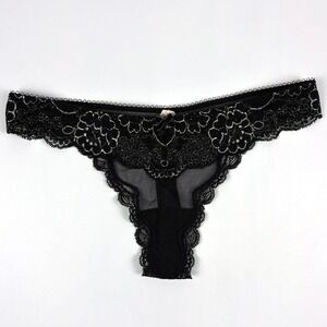 NWT VTG Y2K Victorias Secret Very Sexy Embroidered Lace V String Low Rise Thong